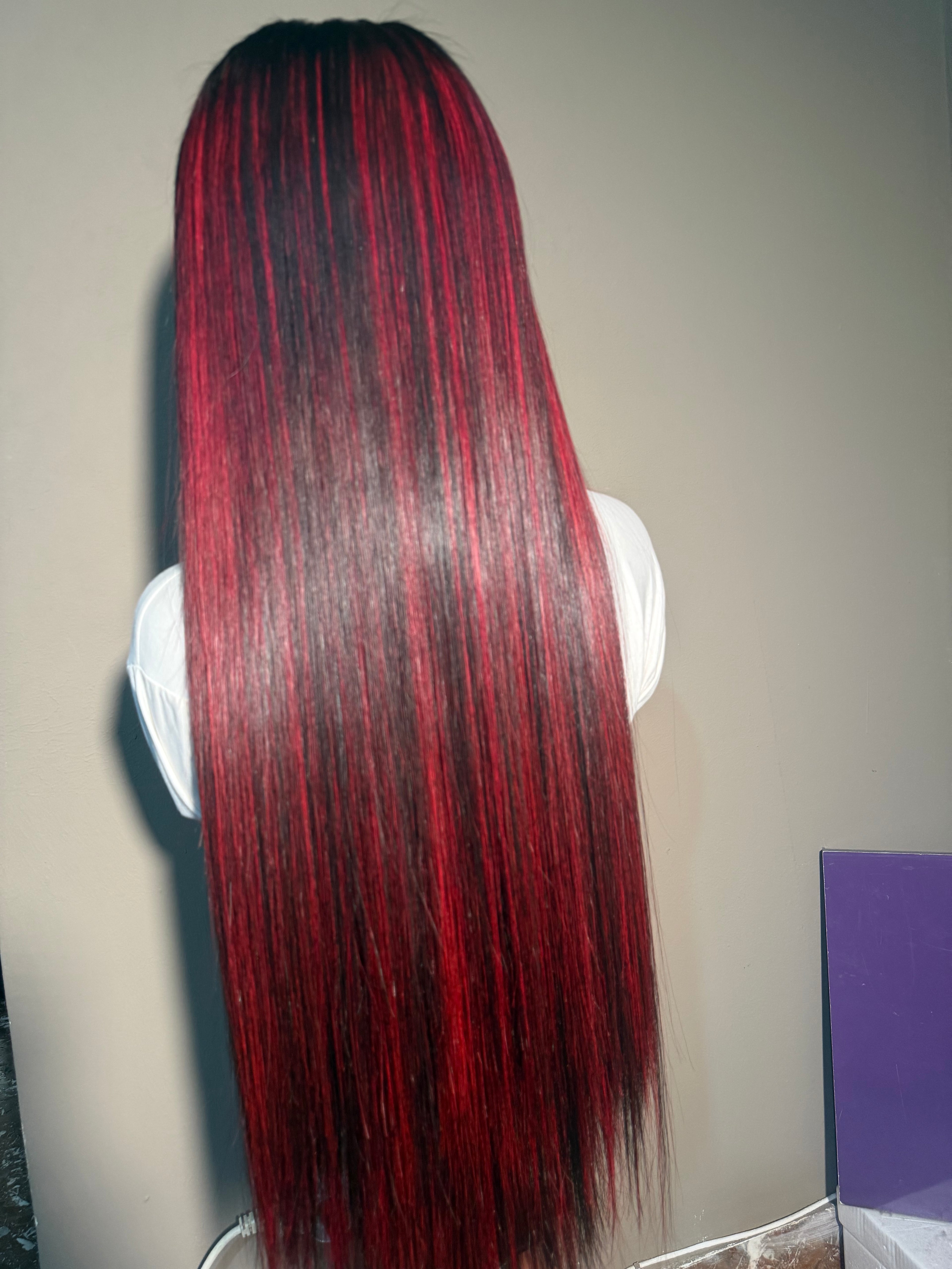 Vietnam bonestraight 24 inches with a 5x5 closure red mix with black