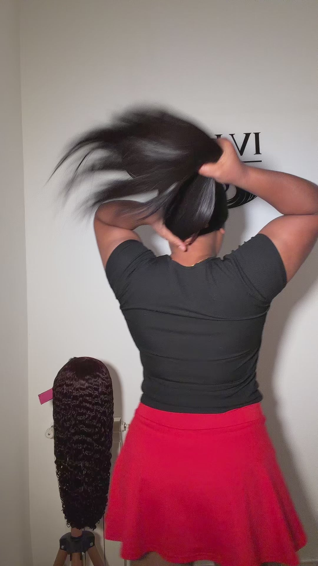 Vietnamese bonestraight 24’’ 300g with a 5x5 closure