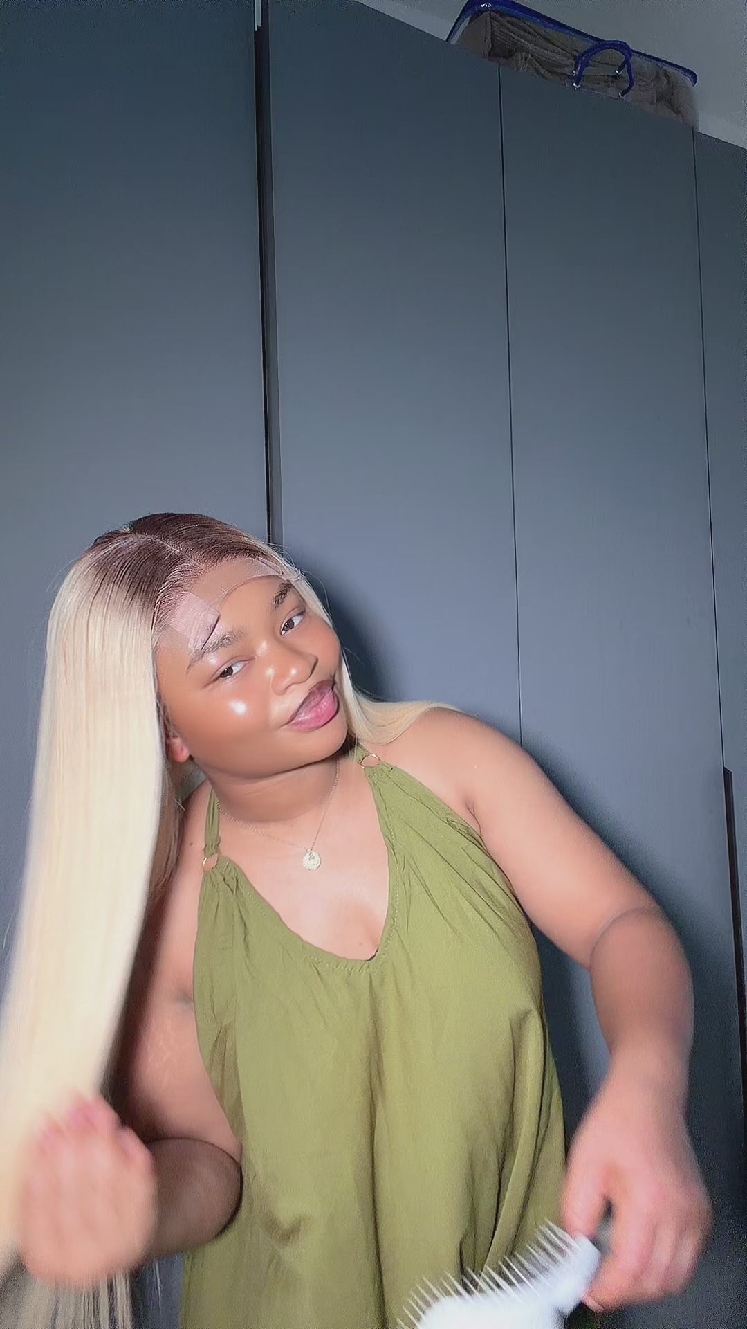 Vietnamese blonde human hair bone straight 24 inches pard with a 5x5 closure